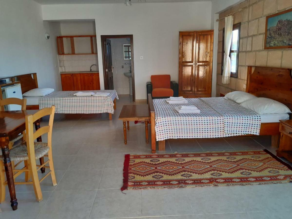 Bed and Breakfast Karpaz Stone House Rizokarpaso Exterior foto